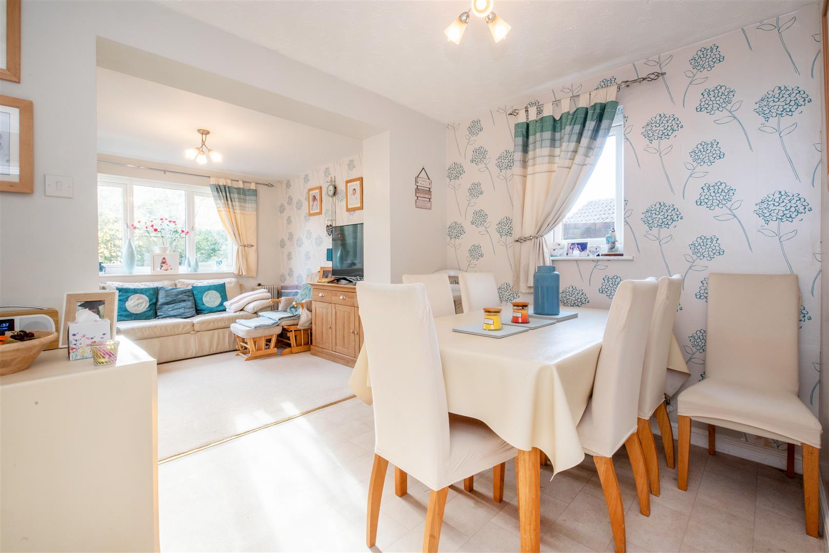 3 bed property in Windflower Drive, Leyland